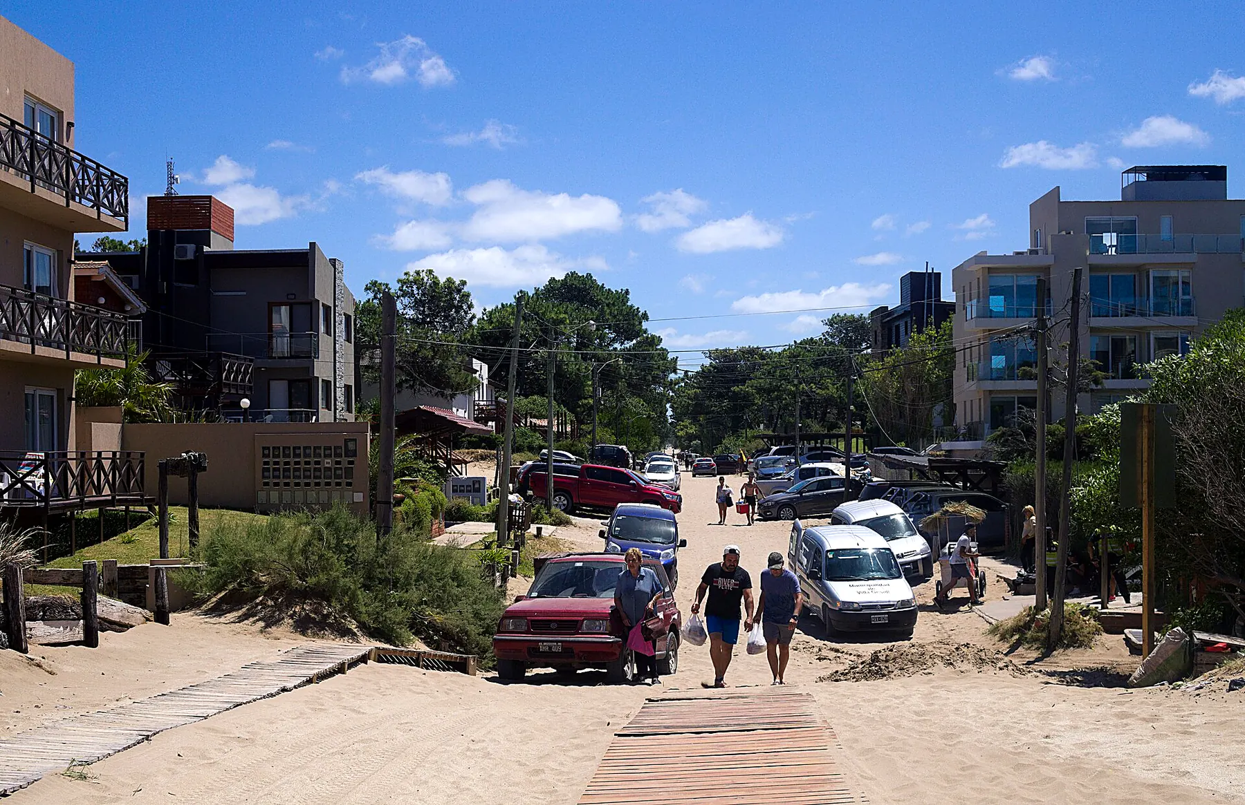 Bajada a la playa en Mar Azul
