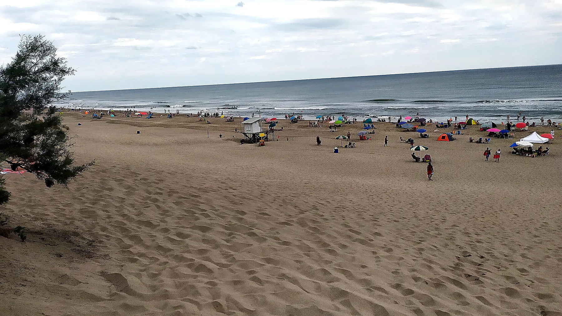 Playa de Mar de las Pampas en temporada